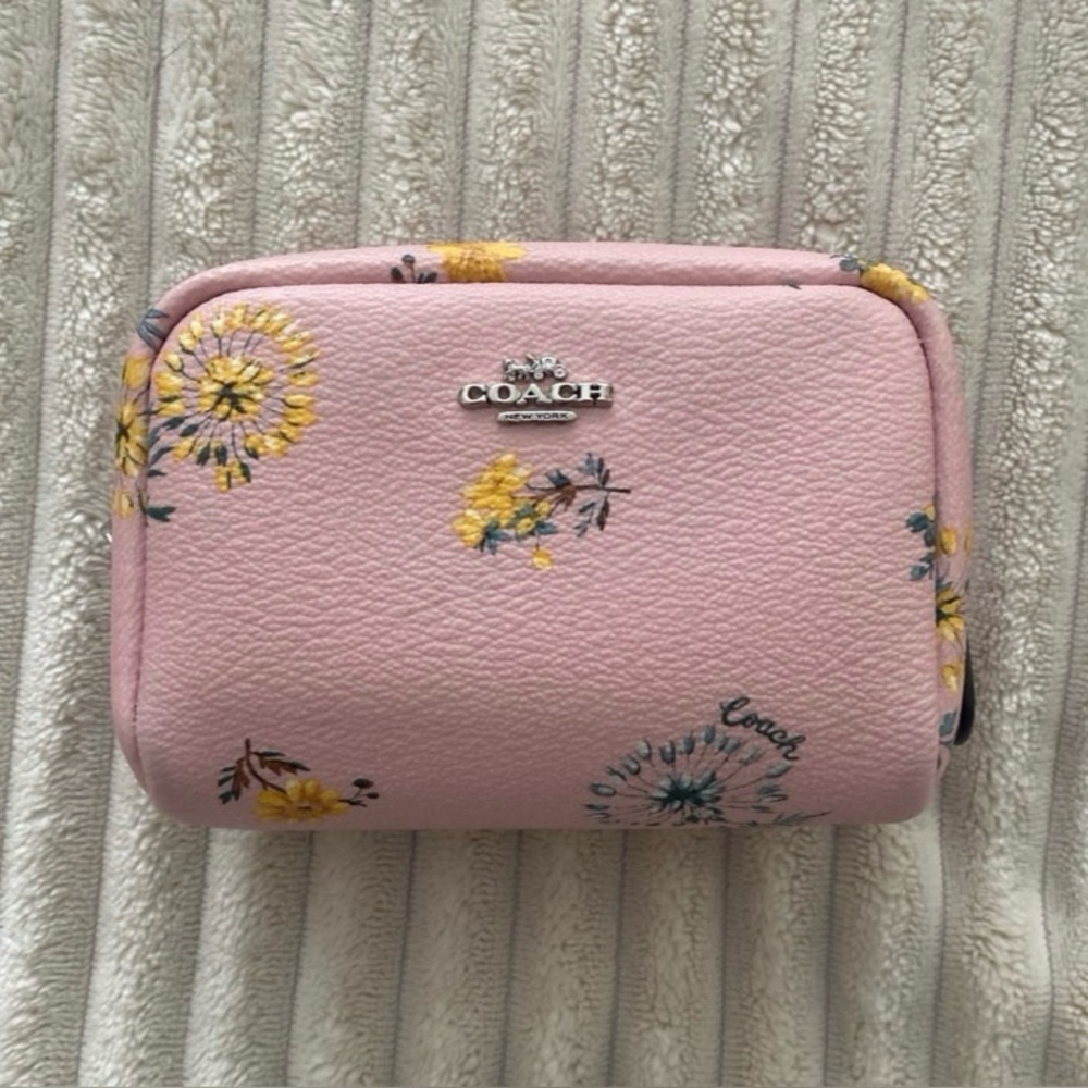 COACH SMALL BOXY COSMETIC BAG/CASE